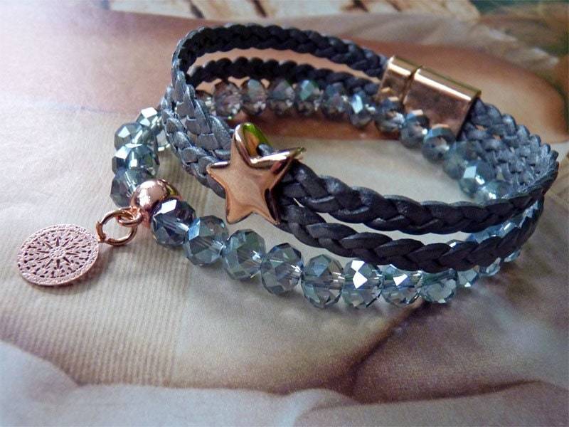 Hübsches Armbandset Leder + Perlen Farbe Grau-Rosegold von SchmuckstueckeShop