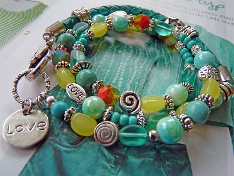 Tolles Wickelarmband Leder Love Türkis-Gelb von SchmuckstueckeShop
