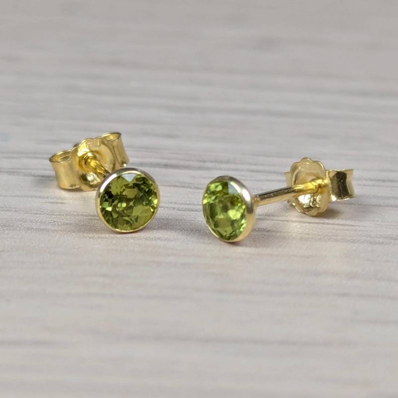 Ohrstecker -Echt 585 Gold- Mit Echtem Peridot, Wunderschön - Edel | Schmuckstyck von Schmuckstyck