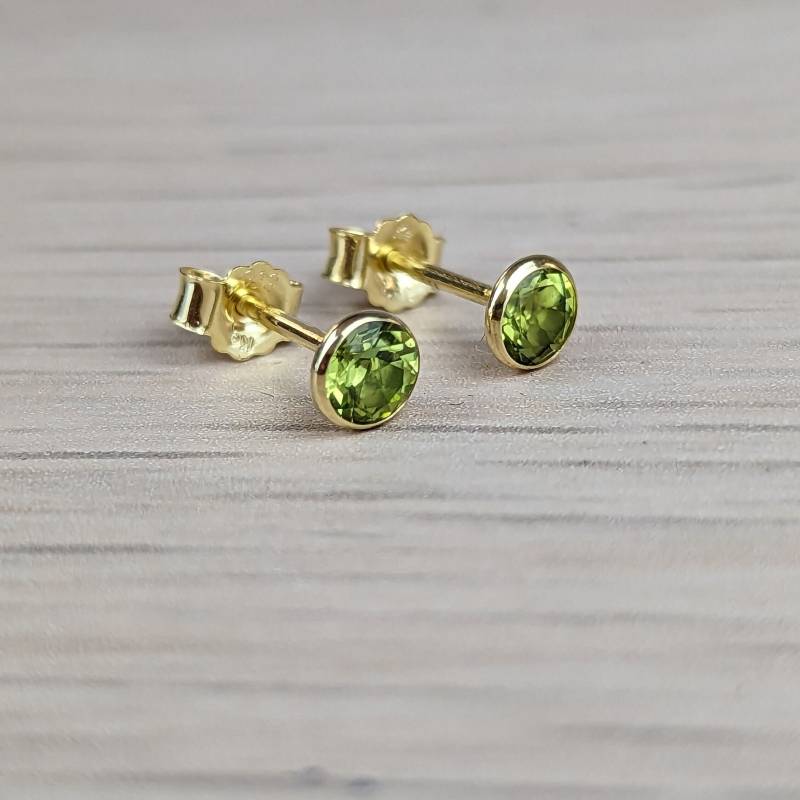 Ohrstecker -Echt Gold - Mit Echtem Peridot, Wunderschön | Schmuckstyck von Schmuckstyck