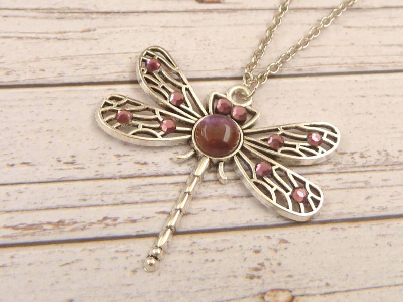 Edelstein Halskette Libelle Mit Amethyst Cabochon Lila Silberfarben Sommer Schmuck Geschenkidee Frau Freundin von Schmucktruhe