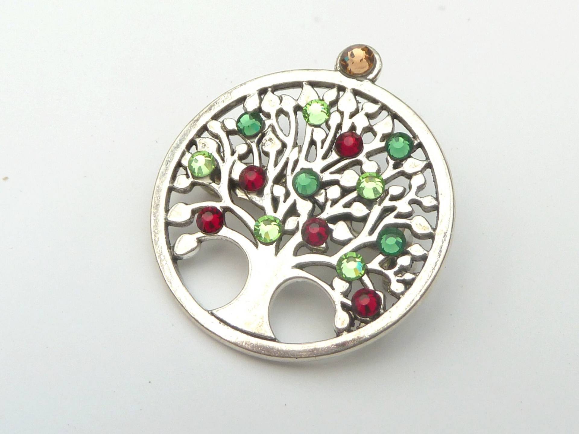Edle Brosche Mit Baum Motiv Und Strass Grün Rot Silberfarben Dekollete Schmuck Taschenschmuck Geschenkidee Freundin von Schmucktruhe