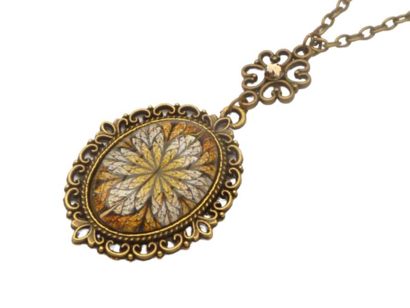 Elegante Halskette Mit Filigranem Blatt Motiv Braun Bronzefarben Glasschmuck Accessoire Geschenkidee Frau von Schmucktruhe
