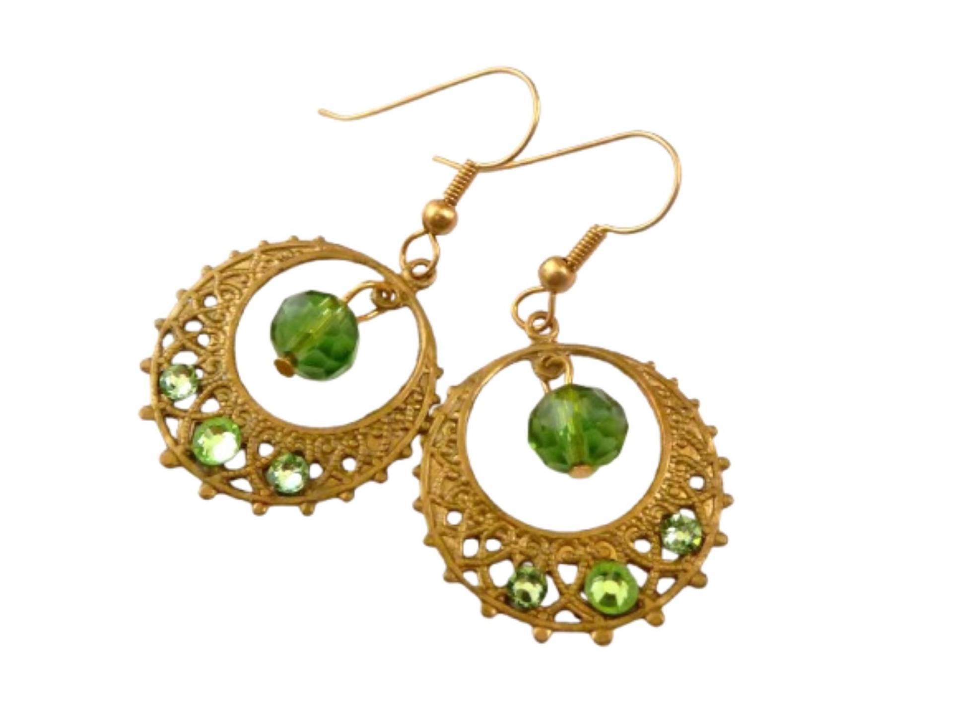 Exklusive Filigrane Ohrringe Rund Antik Goldfarben Jugendstil Design Oxidierte Messing Ornamente Mit Grünen Kristallen Und Perlen Exklusive Filigrane Ohrringe Rund Antik Goldfarben Jugendstil Design Oxidierte Messing Ornamente Mit Grünen Kristallen Und Perlen von Schmucktruhe