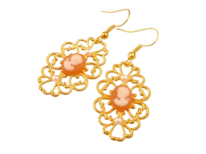 Filigrane Kamee Ohrringe Gold Orange Superleicht Unikat Schmuck Geschenkidee Frau Freundin Valentinstag Geschenk von Schmucktruhe