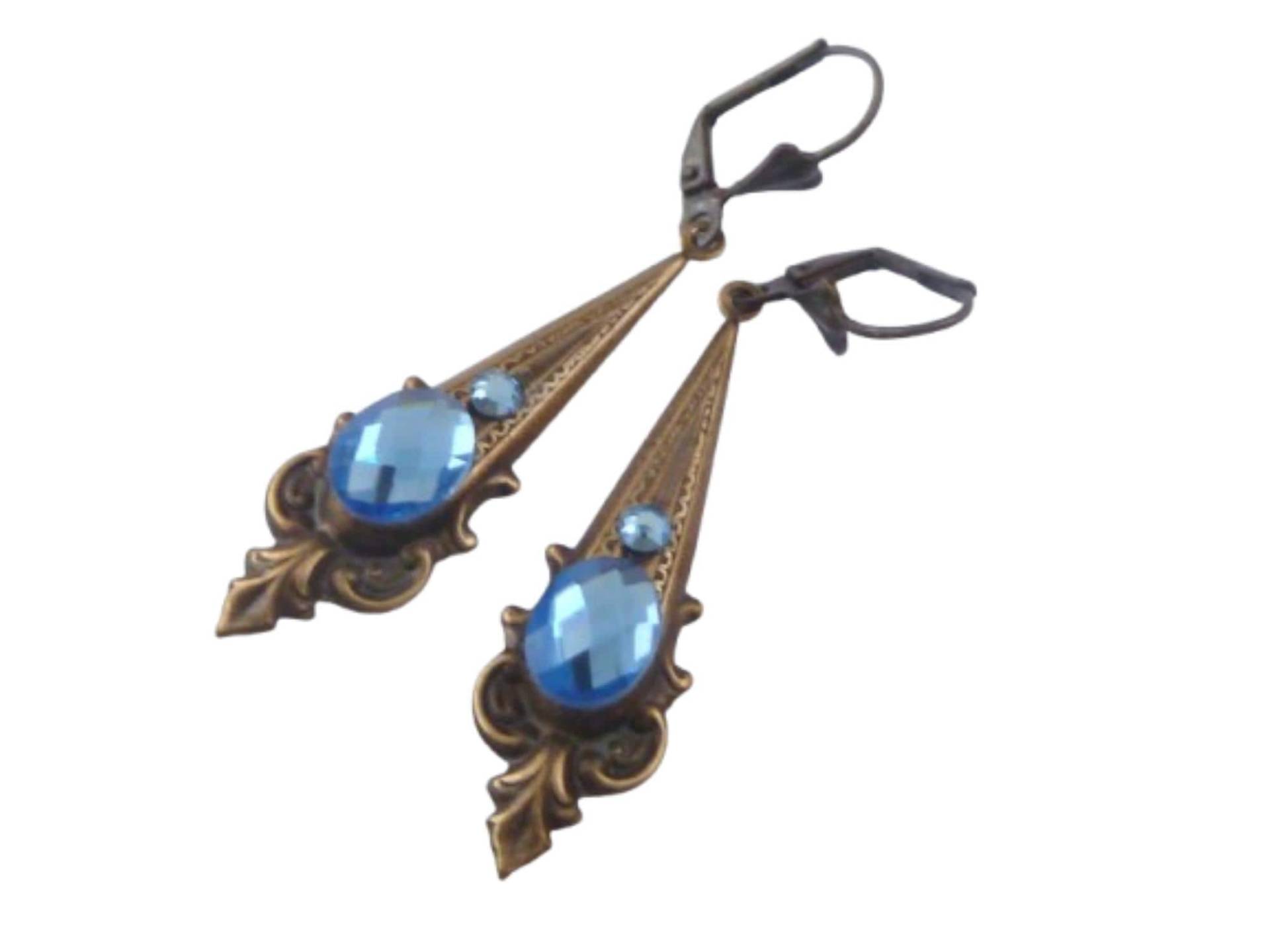 Lange Nostalgie Ohrringe in Tropfenform Mit Blauen Schmucksteinen Oxidierte Messingornamente Bronzefarben Geschenkidee Frau Lange Nostalgie Ohrringe in Tropfenform Mit Blauen Schmucksteinen Oxidierte Messingornamente Bronzefarben Geschenkidee Frau von Schmucktruhe