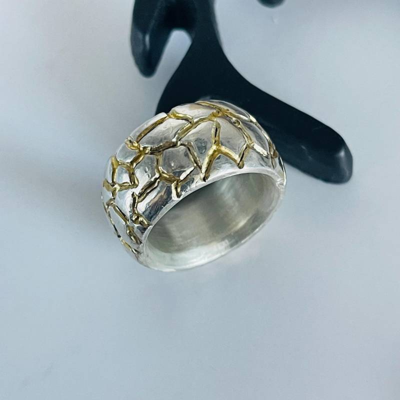 Silberglanz Starker Bandring Mit Einem Netz -/Giraffen-Muster Aus 925 Silber Und 24Ct Vergoldung Silberglanz Starker Bandring Mit Einem Netz -/Giraffen-Muster Aus 925 Silber Und 24Ct Vergoldung von SchmuckundSteine