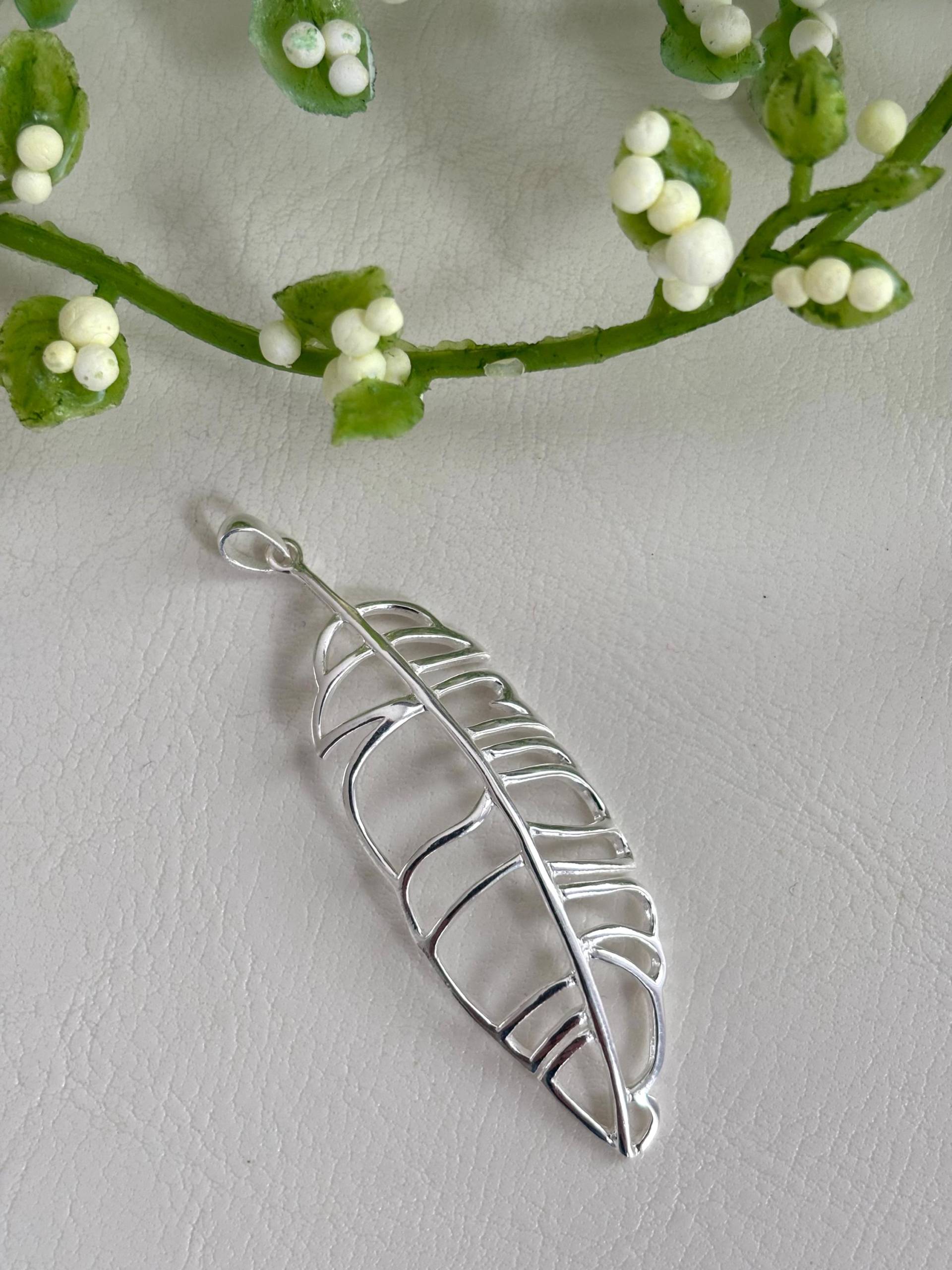 Von Der Natur Inspirierter Blattsilberanhänger 1, 5 5, 5 cm 925 Silber Poliert von Schmuckvomfeinsten