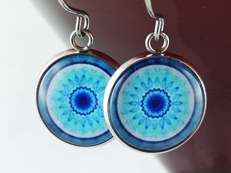 Blaue Cabochon Ohrhänger Blaue Cabochon Ohrhänger von SchmuckwerkDresden