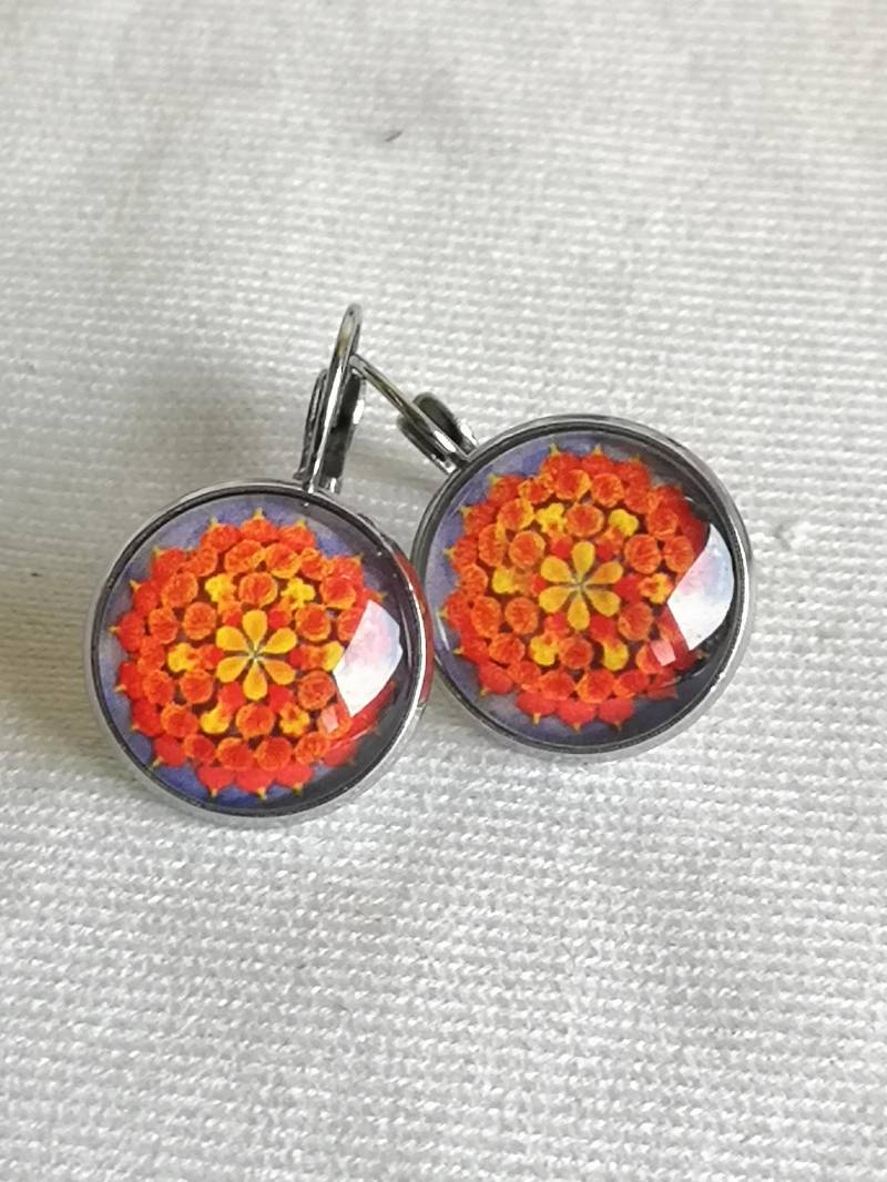Blumige Cabochon Ohrhänger Blumige Cabochon Ohrhänger von SchmuckwerkDresden