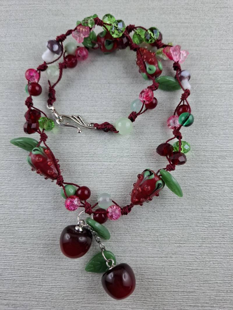 Halskette Erdbeer/Kirsch von SchmueckdichDesign