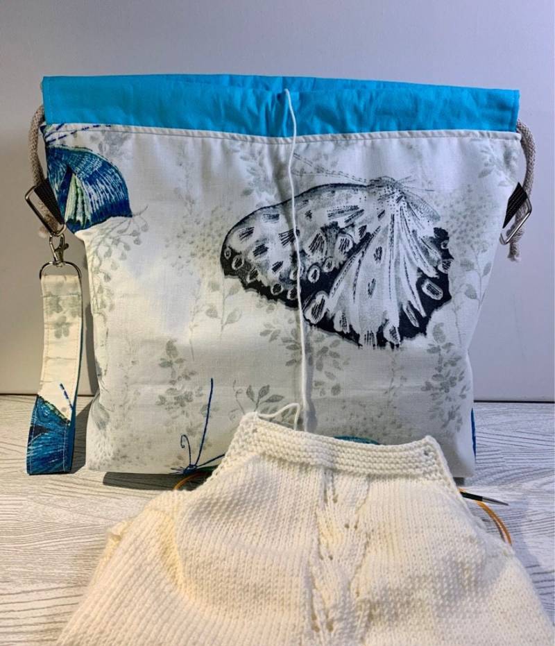 Projekttasche Projektbeutel Handarbeistasche Wolle Knittingbag Handgefertigte Beuteltasche Reisestricktasche Organizer Geschenkebeutel von Schneeschuhe