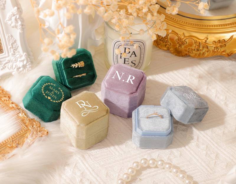 Personalisierte Vorschlag Ring Box, Double Slot Samt Monogramm Jahrestag Geschenke, Valentinstag Geschenk von SchnellPomBuns