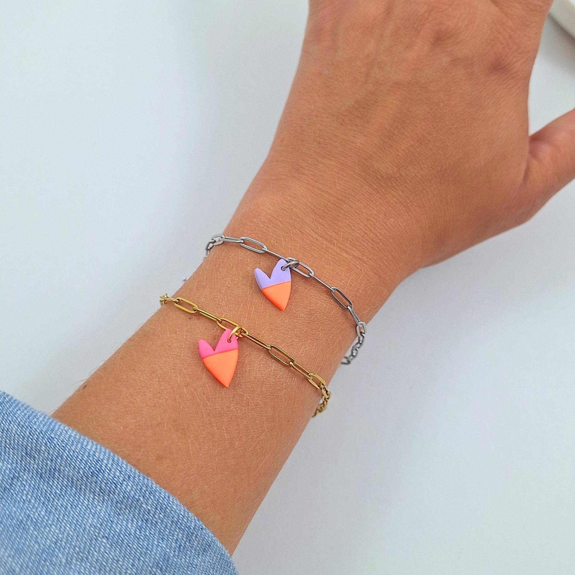 Neon Herz Armkettchen, Armkettchen Mit Handgemachten Herz-Anhänger in Neon-Farben, Armkette Neon-Herz, Geschenk Freundin von SchnickSchnackSchoen