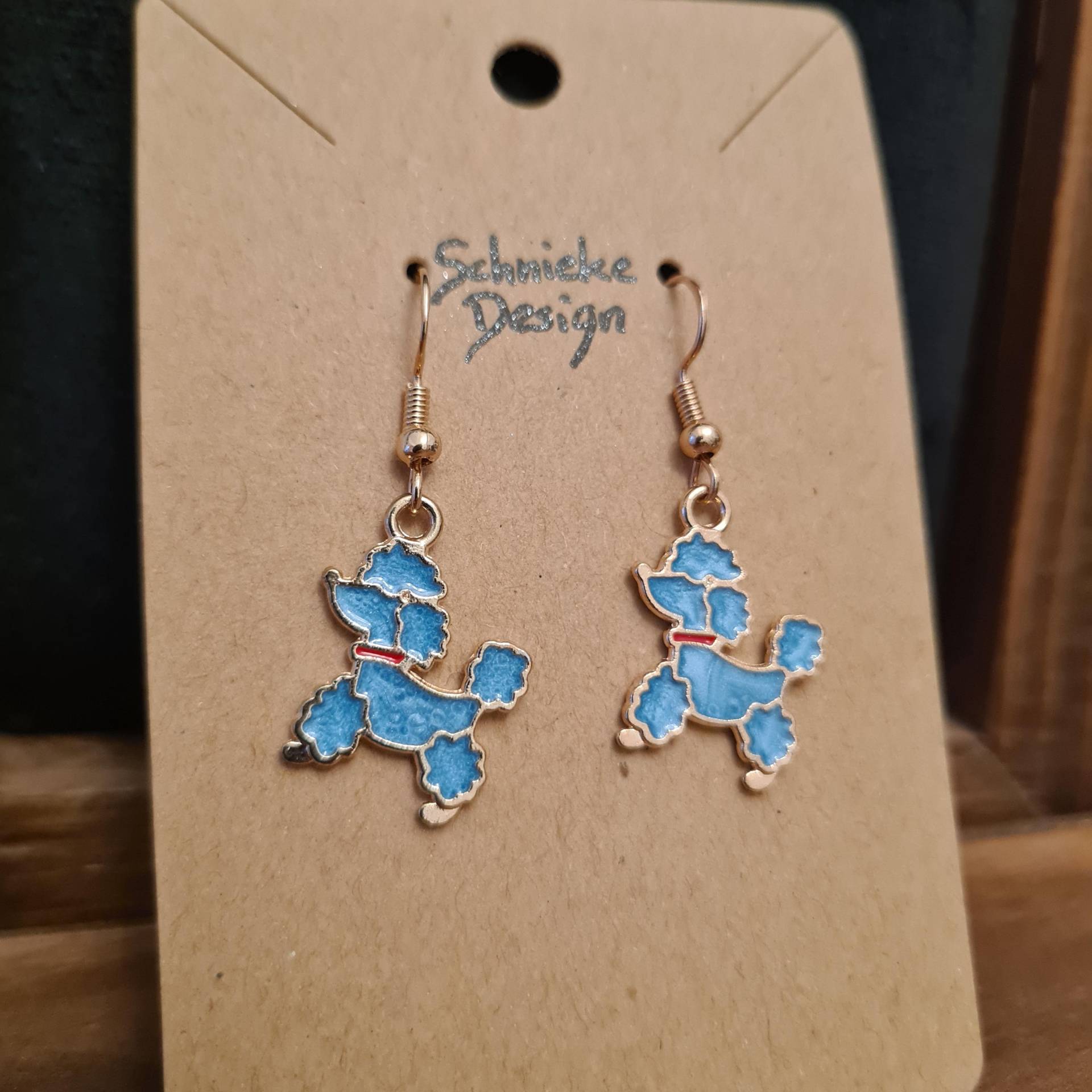 Ohrhänger Mit Süßen Blauen Pudeln Aus Emaille Ohrhänger Mit Süßen Blauen Pudeln Aus Emaille von SchniekeDesign
