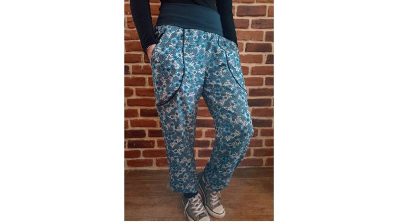 Schniesel Pumphose Für Damen "Schniesel.blaublatt Viskosepumphose" Retro Blumen Gr. 34-46 Blau Blümchen von Schniesel