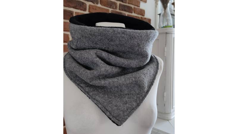 Wollwalk Loop Walkloop Walk Schal Zipfel Wollloop " Schniesel.grau Schwarz Fleece Zipfelloop von Schniesel