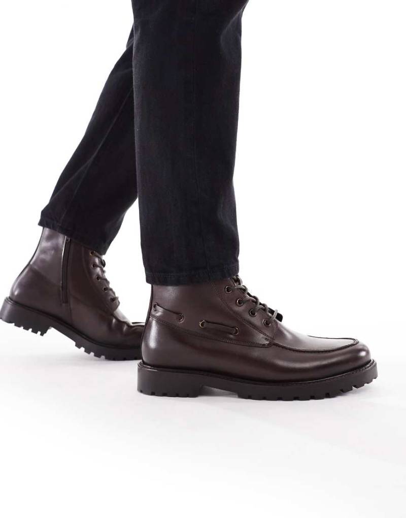 Schuh - Darcy - Schnürstiefel aus Leder in Vintage-Braun mit dicker Sohle-Brown von Schuh