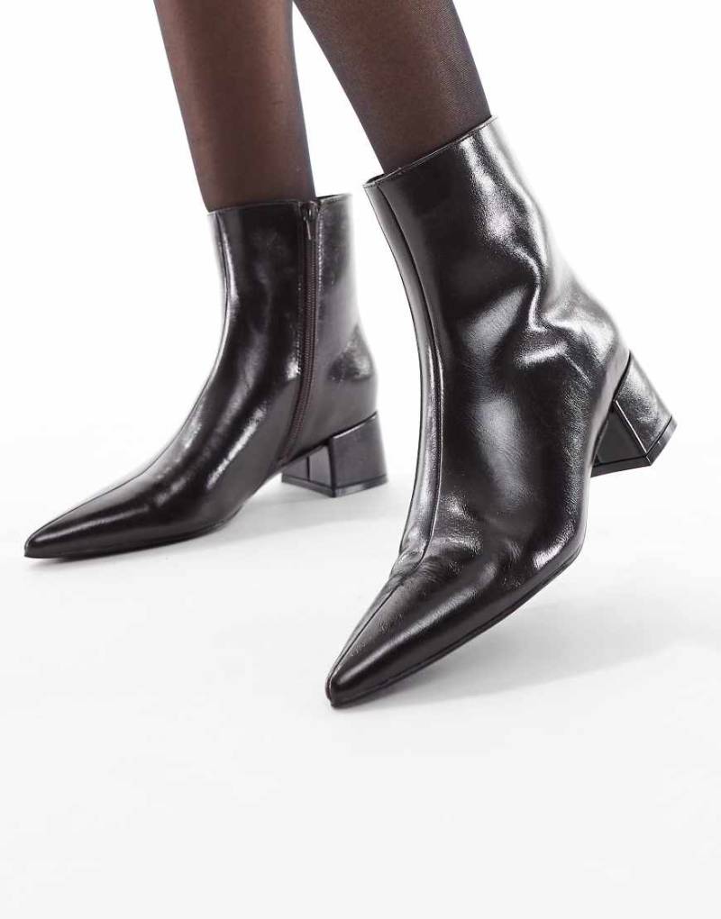 schuh - Bridget - Stiefeletten in Burgunderrot mit Absatz von Schuh