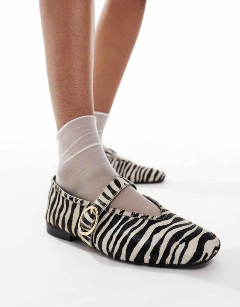 schuh - Lavena - Flache Mary-Jane-Schuhe mit Zebramuster und Felloptik-Bunt von Schuh