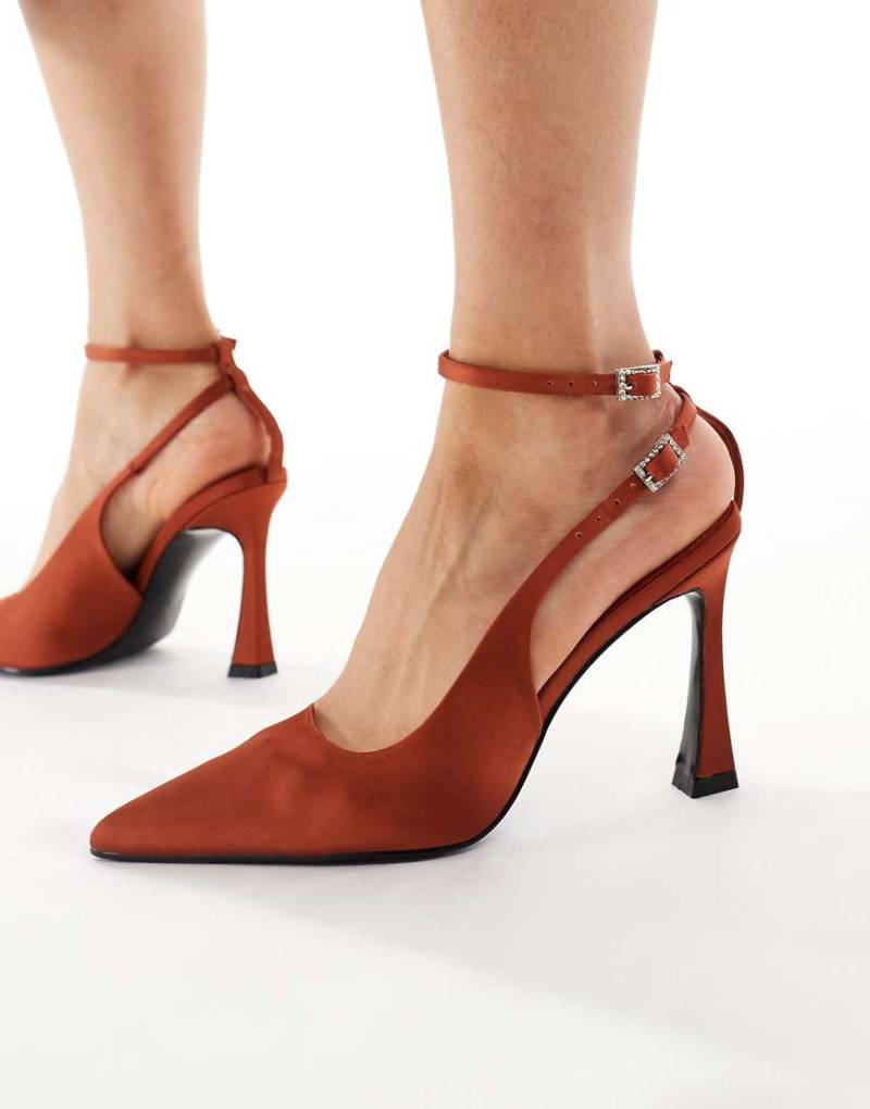 schuh - Sunday - Pumps aus Satin in Orange mit Absatz von Schuh