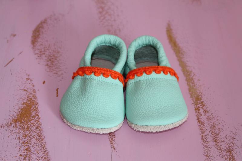 Lauflernschuhe, Lederpuschen, Babyschuhe von SchuhbiduShop