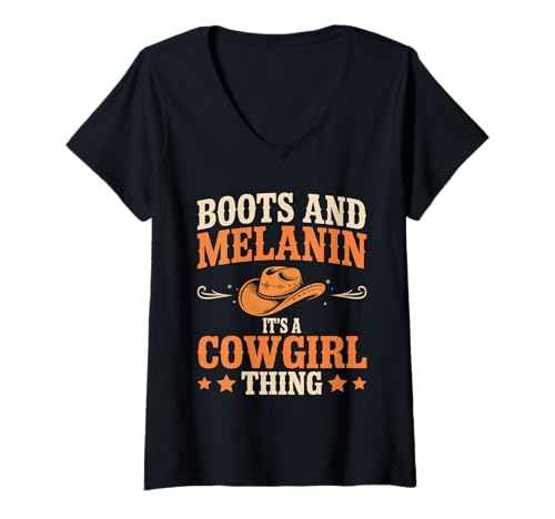Damen Western Country Afroamerikanische Stiefel Melanin T-Shirt mit V-Ausschnitt Damen Western Country Afroamerikanische Stiefel Melanin T-Shirt mit V-Ausschnitt von Schwarze Cowboy Frauen Farwest Entwürfe