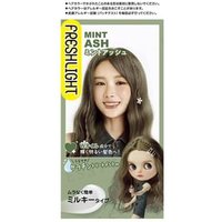 Schwarzkopf - Fresh Light Milky Hair Color Mint Ash 1 Set von Schwarzkopf