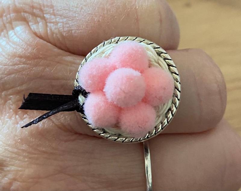 Fingerring Bollenhut Rose von Schwarzwaldmaedle