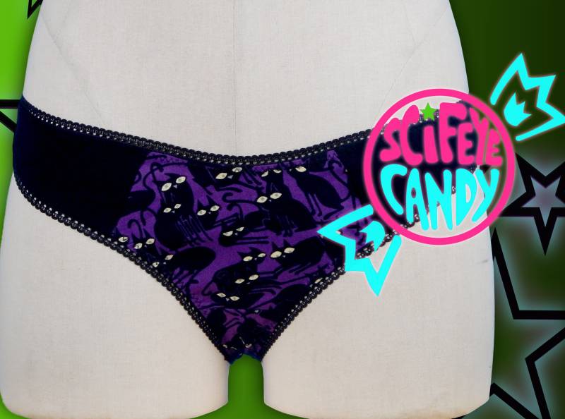 Schwarzer Katzen String Von Scifeyecandy von SciFeyeCandy