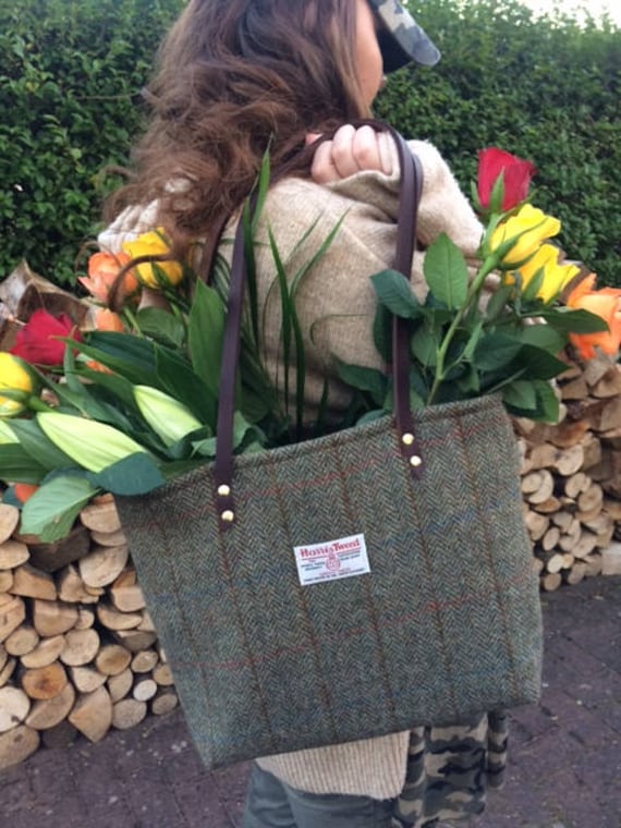 Harris Tweed Purse Bag Handbag Green Wool Woman Girl Gift Tartan Made in Scotland Plaid Scottish von Scotswhahae