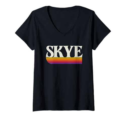 Damen Skye Scotland Retro-Grafik – Isle of Skye UK T-Shirt mit V-Ausschnitt von Scottish Throwbacks