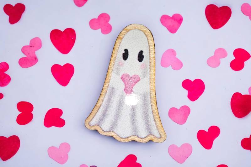 Gespenst Mini Pin Anstecker Aus Holz Gespenst Mini Pin Anstecker Aus Holz von ScrambledMegDesigns