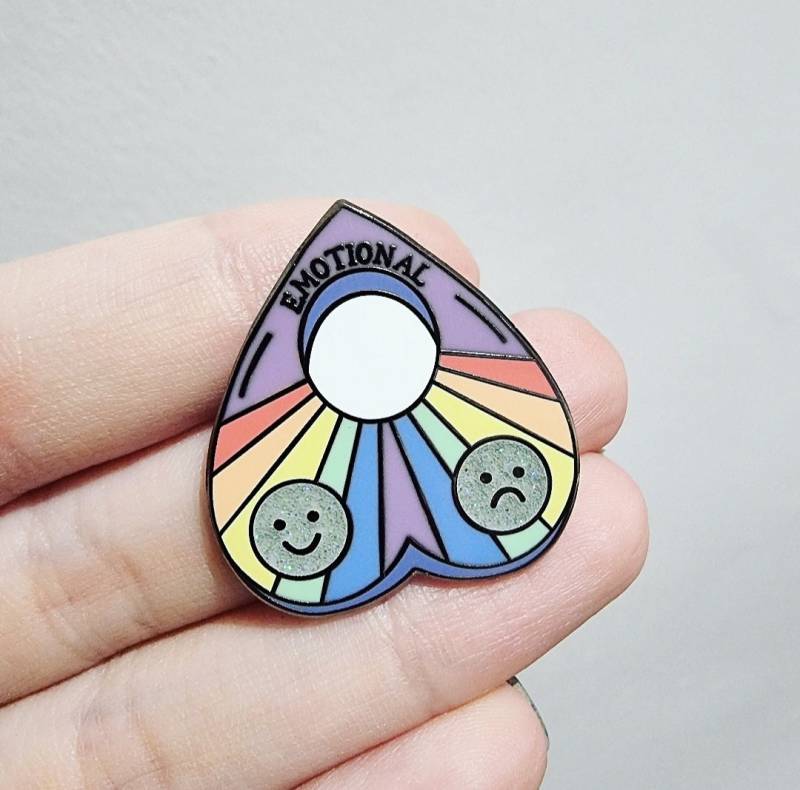 Sekunden Planchette Emaille Pin Regenbogen Glitzer Hexe Pin von ScrambledMegDesigns