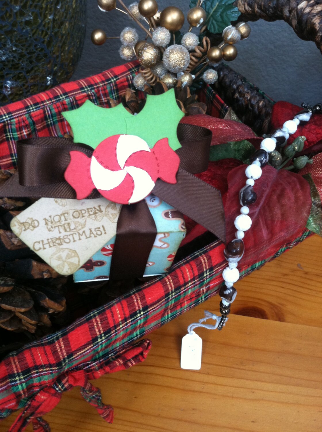 Schwarzer Marmor Und Weißes Armband von ScrapAtItDesigns