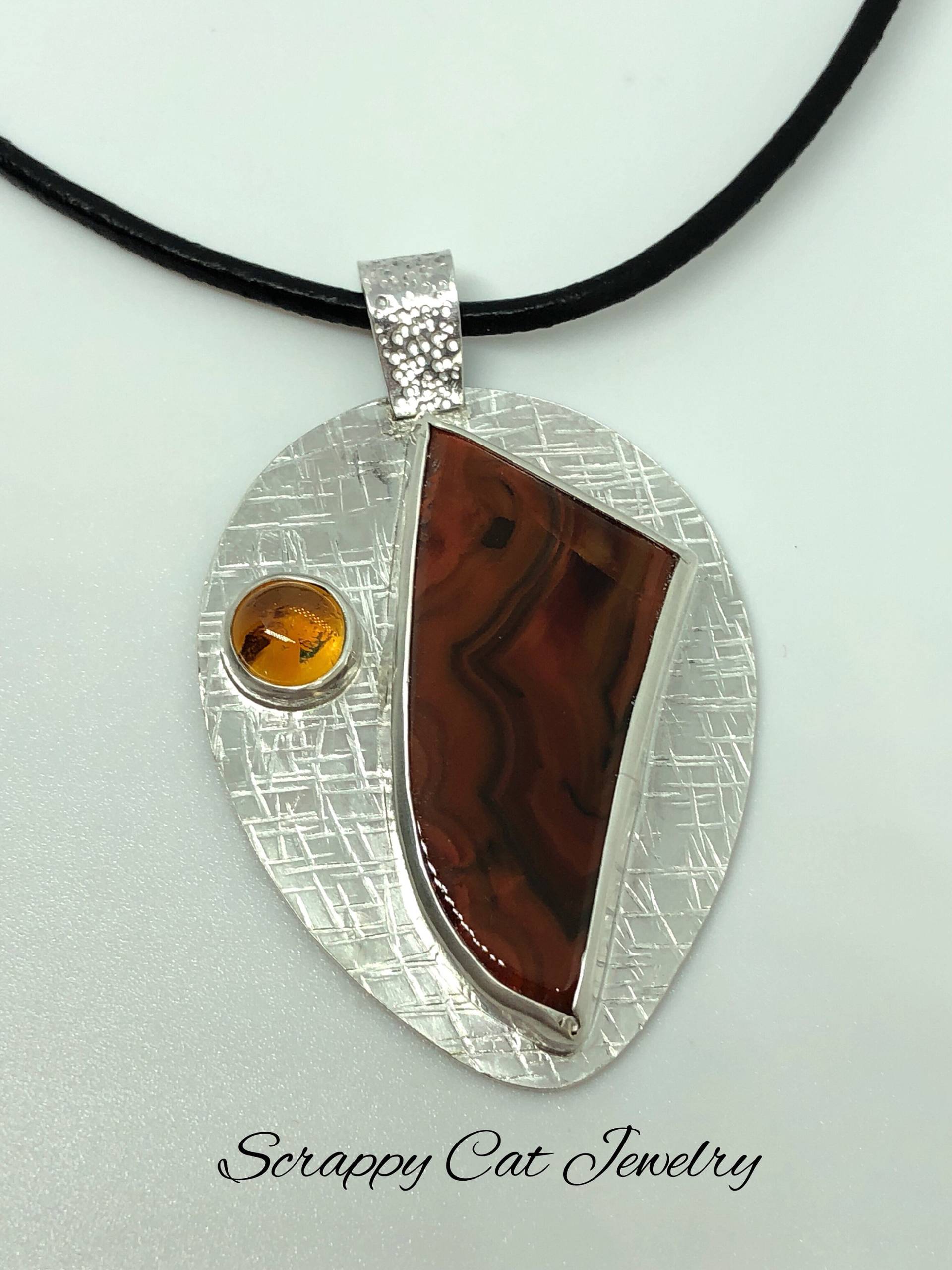 Roter Achat, Citrin Und Sterling Silber Anhänger Roter Achat, Citrin Und Sterling Silber Anhänger von ScrappyCatJewelry