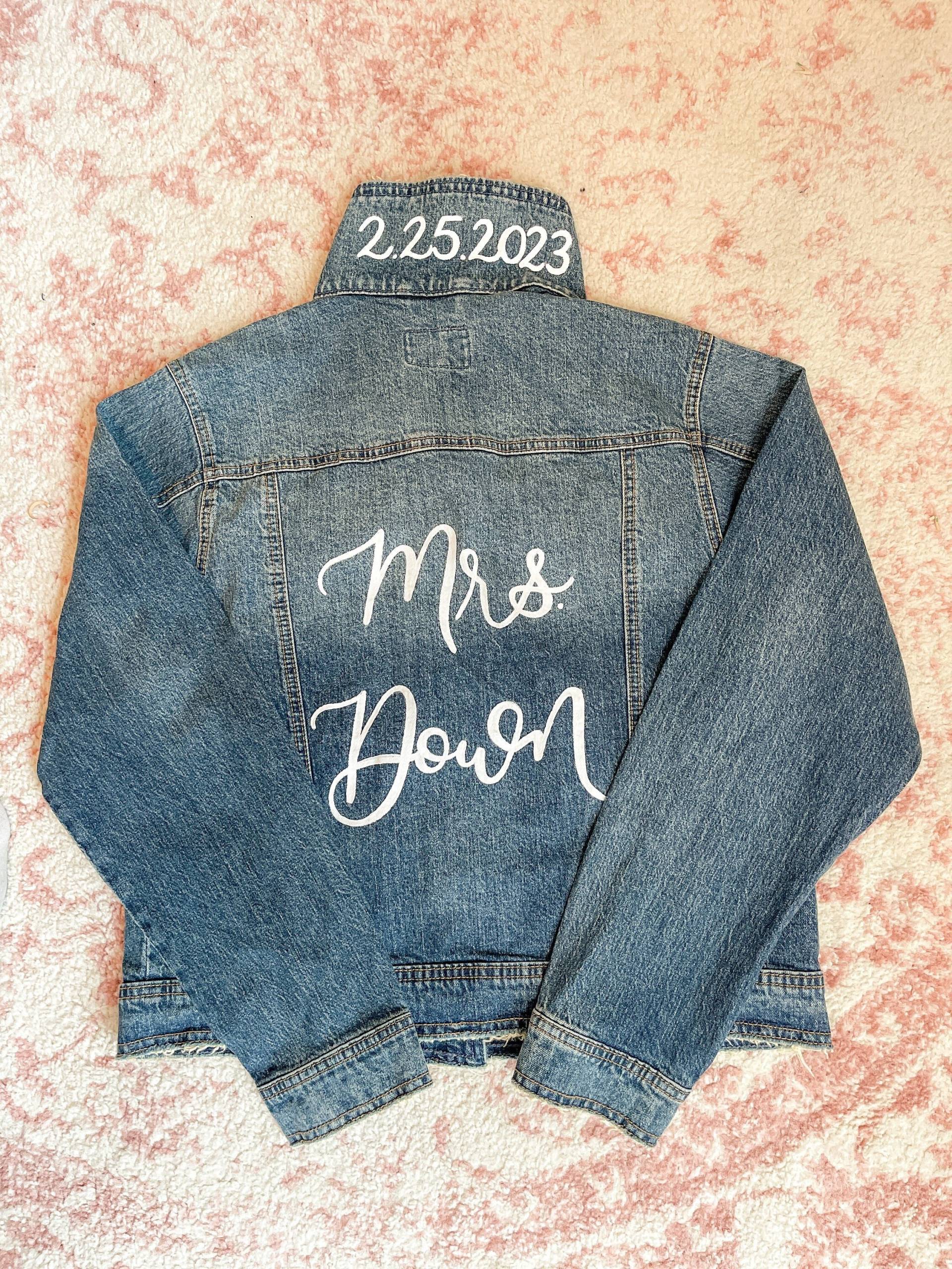 Lettering Only Braut Individuelle Jeansjacke Lettering Only Braut Individuelle Jeansjacke von ScriptedSwirlsDesign