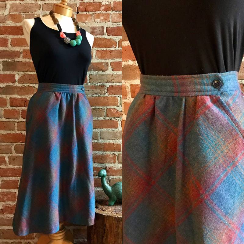 Vintage 1970Er Adretter Karierter A-Linie Wollrock, Größe S von ScrumpdiddlyDesigns
