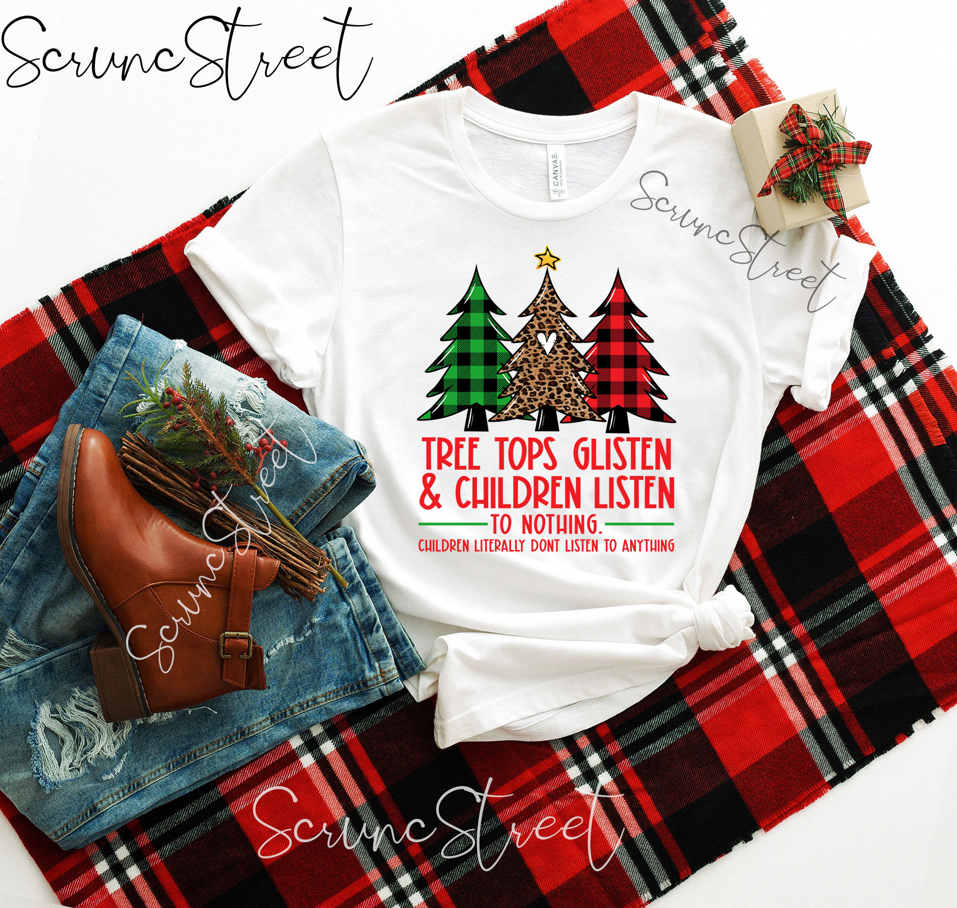 Baum Tops Glisten & Children Listen To Nothing Lustiges Weihnachtsshirt, Familien Weihnachts Pyjama Shirt, Weihnachtsgeschenk von ScruncStreet