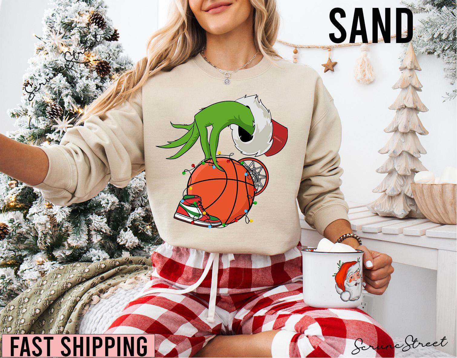 Grünes Weihnachtsbasketball-Shirt, Basketball-Weihnachtshemd, Tis The Season Basketball Shirt, Basketball-Mama-Shirt, Basketball-Liebhaber-Geschenke von ScruncStreet