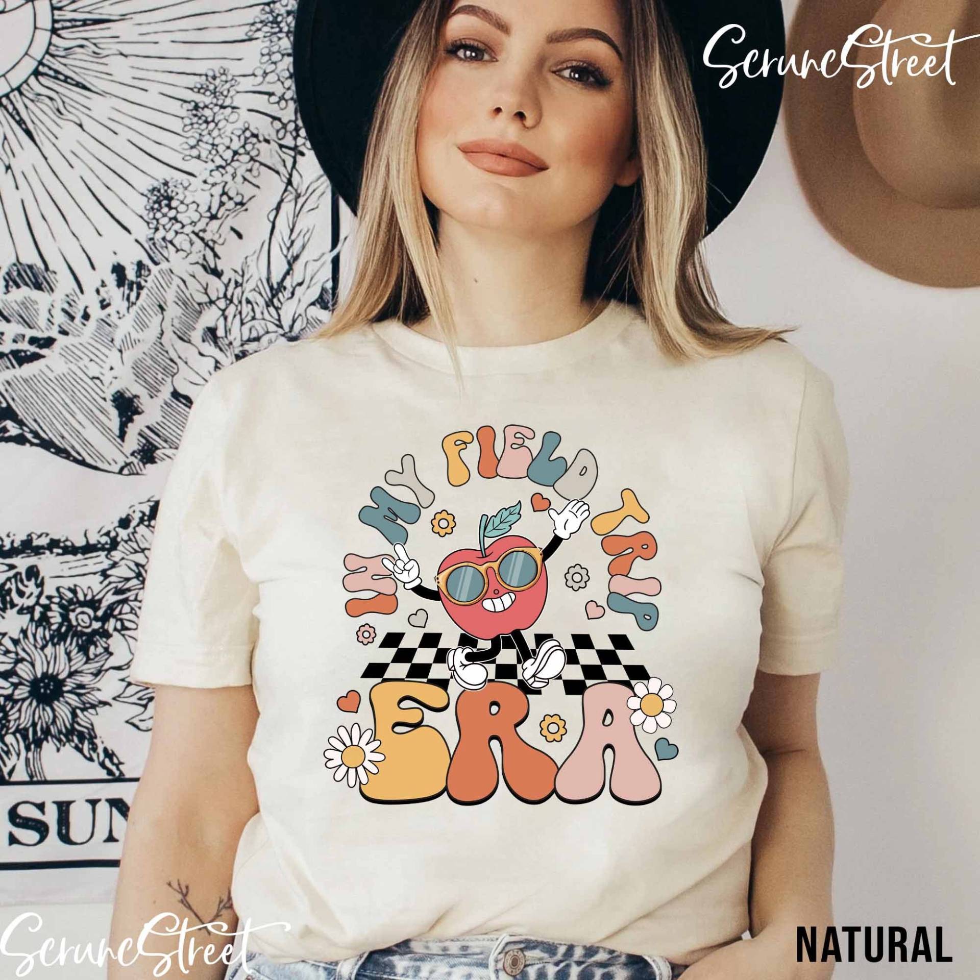 In Meinem Feldreise-Ära-Shirt, Feldtag-Shirt, Feldtag-Spaß-Tag-Shirt, Feldreise-Kader-Shirt, Feldreise-2024-Shirt, Feldtag-Vibes-Shirt von ScruncStreet