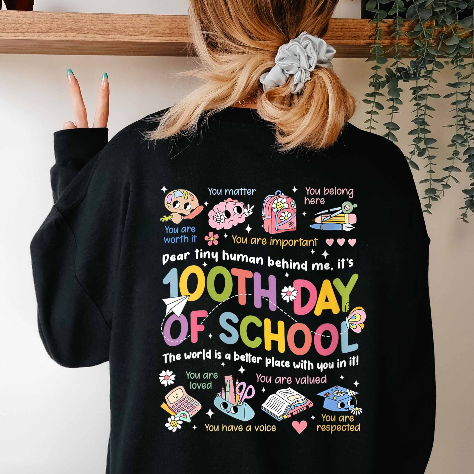 Lehrer 100. Schultag Shirt, Lieber Kleiner Mensch Hinter Mir, Gruppenlehrer-Shirts, Lehrer-Shirt, 100 Tage Schulgeschenke Für von ScruncStreet