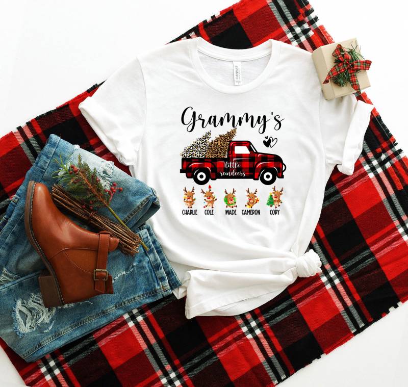 Leopard & Plaid Grammy's Little Reindeers Shirt, Grammy Weihnachtsshirt Mit Dem Namen Der Enkelkinder, Oma Custom Weihnachtsgeschenk Für von ScruncStreet