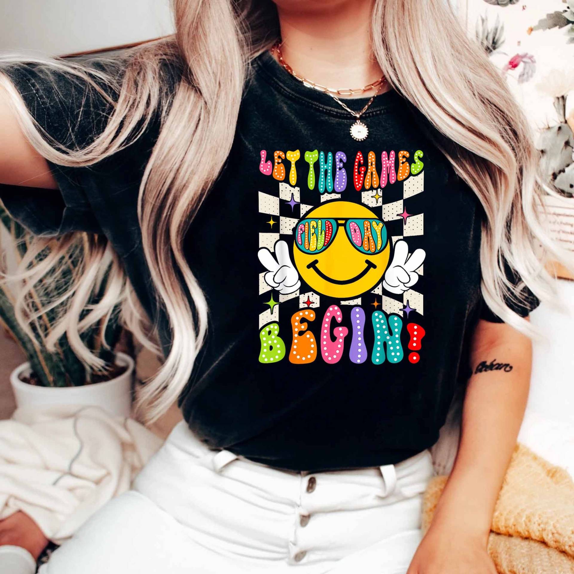 Let The Games Filed Day Begin Shirt, in My Field Era Fun Vibes Lustiges Shirt von ScruncStreet