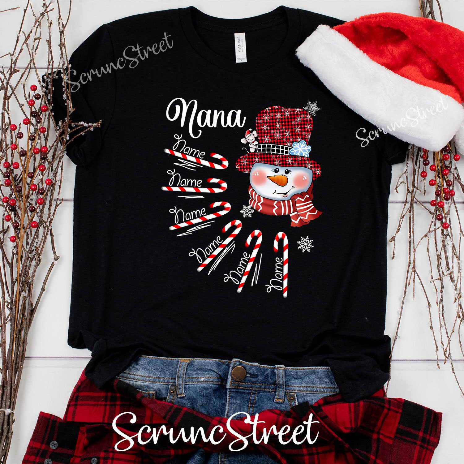 Nana Weihnachtshemd Mit Dem Namen Der Enkelkinder, Lustiges Nana-Shirt, Nana-Personalisiertes Hemd, Weihnachtspyjama-Hemd, Nana-Weihnachtsgeschenke von ScruncStreet