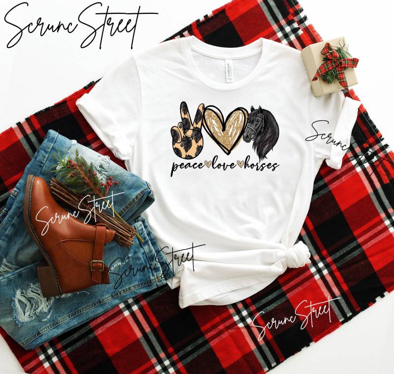 Peace Love Pferd Shirt, Lustiges Liebhaber Mutter Mädchen Nur Ein Mädchen, Das Pferde Liebt, Weihnachtsgeschenke von ScruncStreet