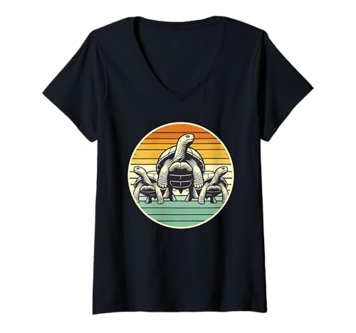 Damen Retro Sonnenuntergang Meeresschildkröte Silhouette T-Shirt mit V-Ausschnitt Damen Retro Sonnenuntergang Meeresschildkröte Silhouette T-Shirt mit V-Ausschnitt von Sea Turtle Lover Gifts