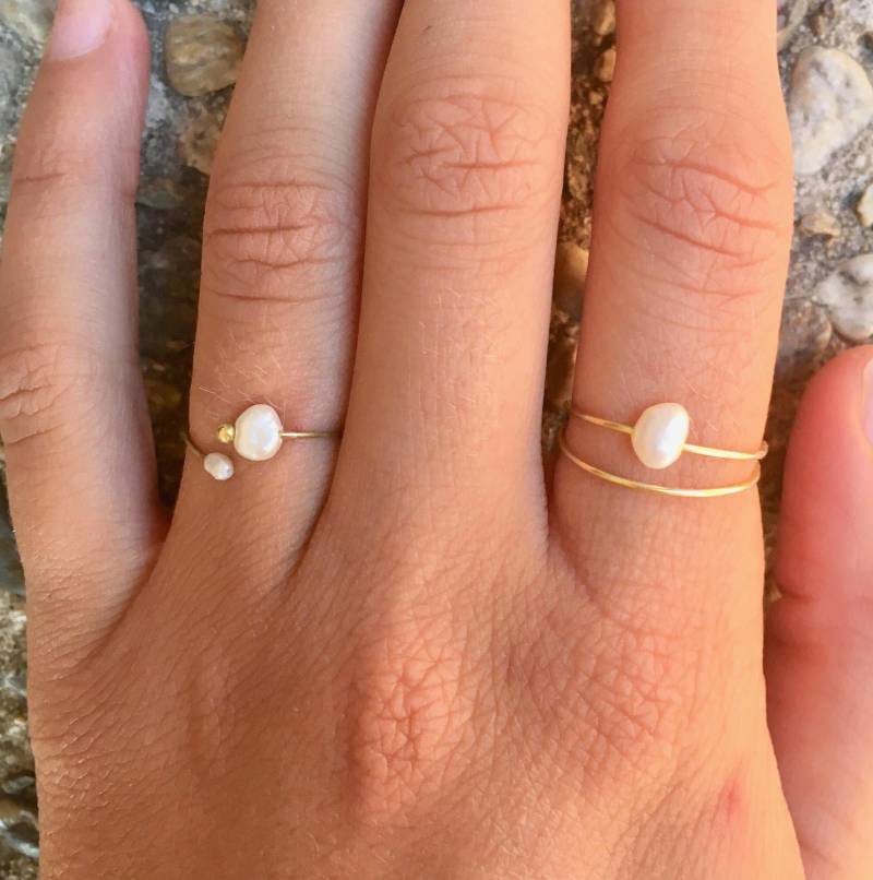 Zierliche Perlen Ring Set/stapelringe Aus Süßwasserperlen Draht Gewickelt Ringe Minimal Geschenk Für Sie Brautjungfer von SeaCoveDesigns