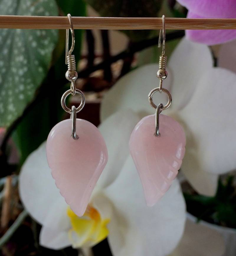 Rose Quarz Engel Flügel Ohrringe Auf Sterling Silber Ohrdrähte Rose Quarz Engel Flügel Ohrringe Auf Sterling Silber Ohrdrähte von SeaGemJewellery