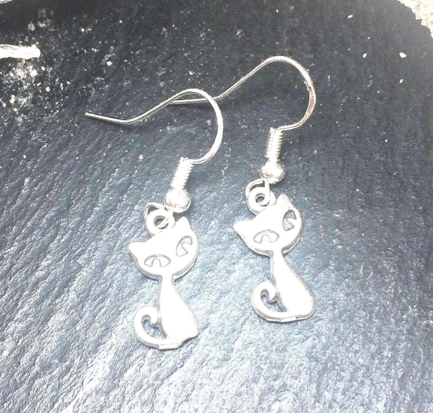 Antike Silber Katze Ohrringe Sterling Ohrdrähte Antike Silber Katze Ohrringe Sterling Ohrdrähte von SeaGemJewellery